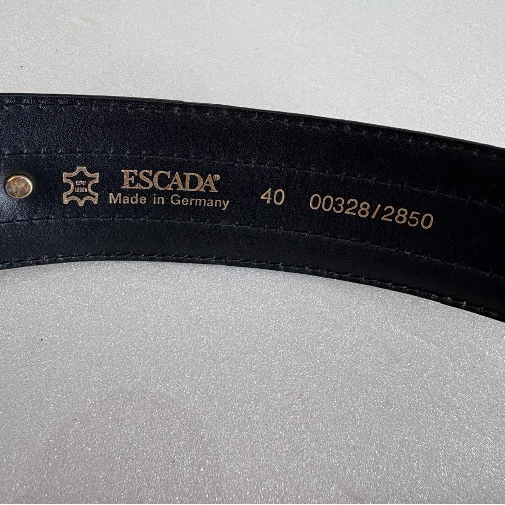 Vintage Escada Leather Belt with Gold Shell Detail Taup and Beige Two Tone - Picture 4 of 7